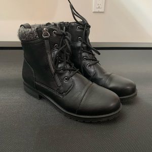 Joe Fresh girls cozy fall boots
